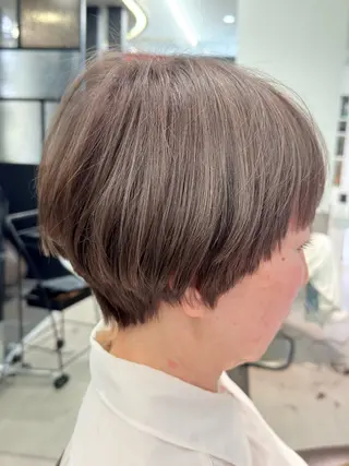 ショート 小森 貫治のヘアスタイル