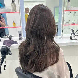 ロング カラー ミントベージュ/韓国 ヘア🌿RION🦋のヘアスタイル