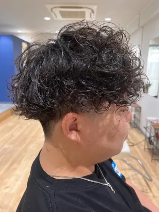 ショート カラー パーマ メンズ メンズサロン LiGKAITO🦖のヘアスタイル
