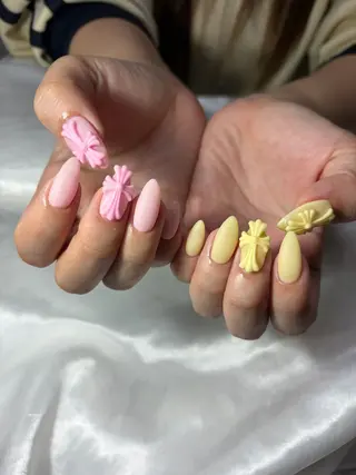 ネイル nailroom sb𓈒𓂂𓏸のネイルデザイン