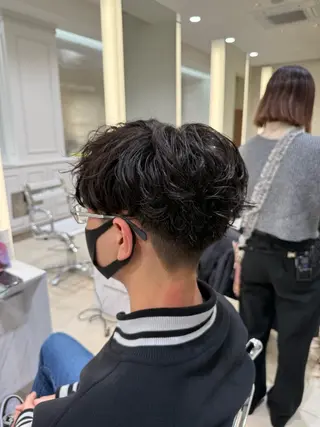 パーマ メンズ スパイラル波巻き パーマ井本汰壱のヘアスタイル