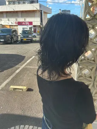 ミディアム パーマ 増田 結莉のヘアスタイル