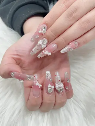 ネイル Mioné ネイルサロンのネイルデザイン