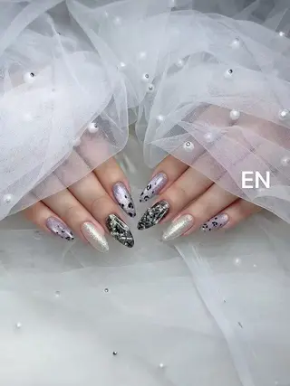 ネイル EN salon yomiのネイルデザイン