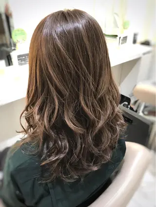 セミロング カラー 山崎俊輔/髪質改善 /バレイヤージュのヘアスタイル