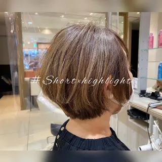ショート カラー 似合う髪型見つけます AYAKAのヘアスタイル