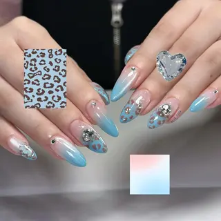 ネイル BLUE CORAのネイルデザイン