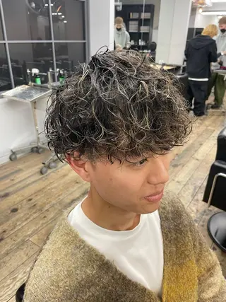 ショート メンズパーマ 工藤勇也のヘアスタイル
