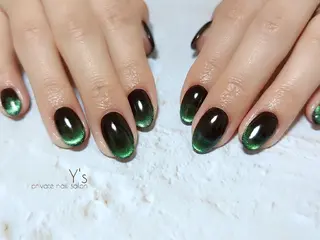 ネイル YUMI NAGAI のネイルデザイン