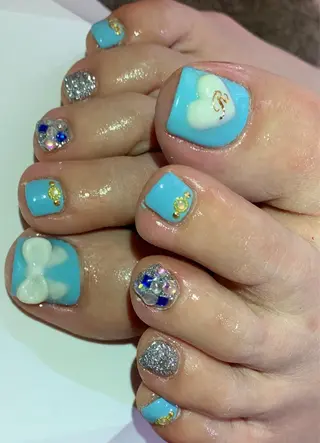 ネイル LAVISH 大和店 🤱子連れ大歓迎のネイルデザイン