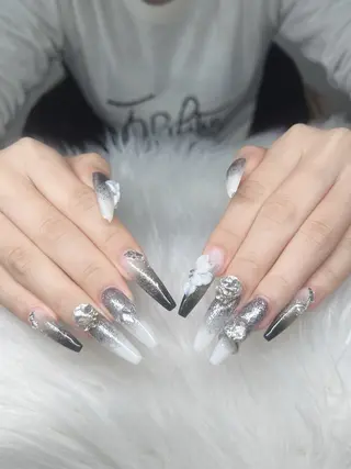 ネイル Lee Nails チップ長さだし専門店のネイルデザイン