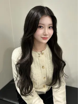ロング カラー nanaka 🤍韓国ワンホンヘアのヘアスタイル