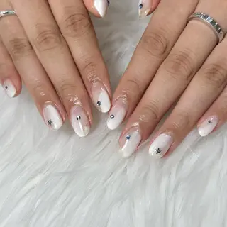 ネイル Azusa🩵 ネイル💅🏻南森町のネイルデザイン