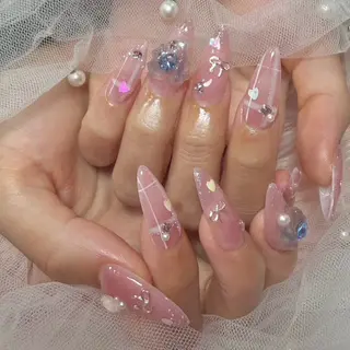ネイル Jr.ネイリスト🤍 【Alissa】新栄のネイルデザイン