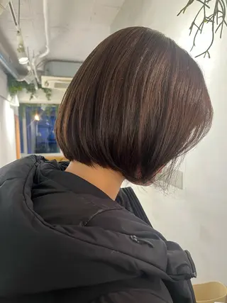 ショート カラー nishi fuyumiのヘアスタイル