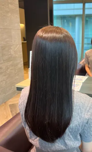 カラー 滋野 莉子のヘアスタイル