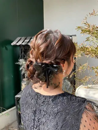 セミロング ヘアアレンジ 山下 襟華のヘアスタイル