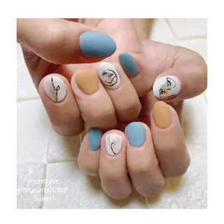 ショート ネイル 🐾enen style 🐾のネイルデザイン