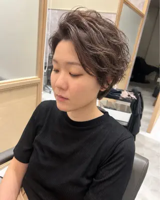 ミディアム カラー 久木原 ゆりのヘアスタイル