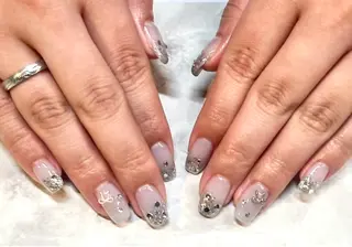 ネイル Naomi Hayasakaのネイルデザイン