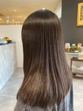 セミロング 安森 日向のヘアスタイル