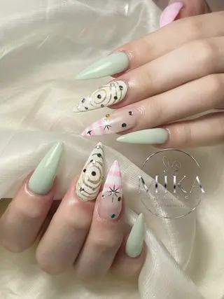 ネイル Rina Mika Nailsのネイルデザイン