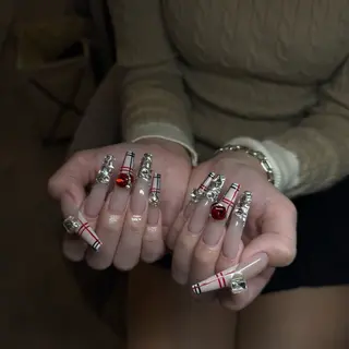 ネイル IROHA NAIL なほのネイルデザイン