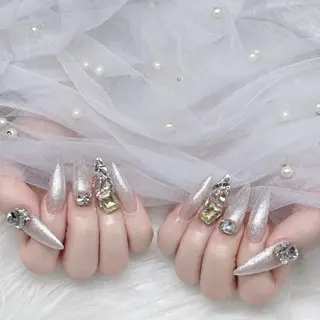 ネイル Mika nail_Royalのネイルデザイン