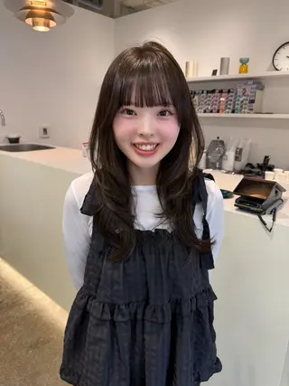 ロング カラー 𝘚𝘶𝘻𝘶 𓂃𓈒𓏸のヘアスタイル