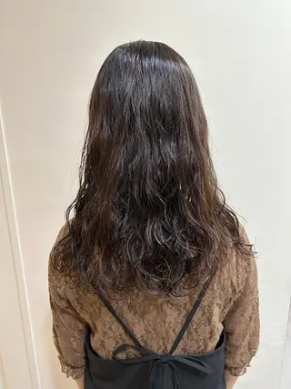 パーマ ナチュラル大人っぽい スタイル MAORIのヘアスタイル