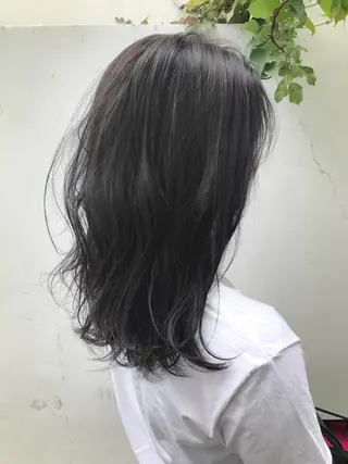 セミロング カラー 髪質改善🌟 TAKERUのヘアスタイル