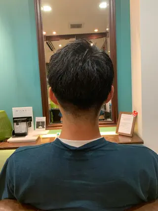 ショート メンズ カット特化美容師 齋藤桐のヘアスタイル