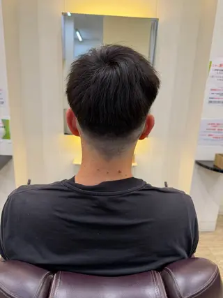 ショート 呉屋 俊介のヘアスタイル