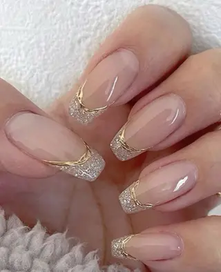 ネイル AURA NAIL 🌟鶴見店のネイルデザイン