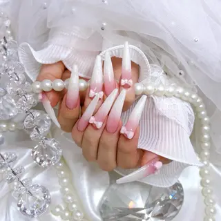 ネイル Yuri.nail studioのネイルデザイン