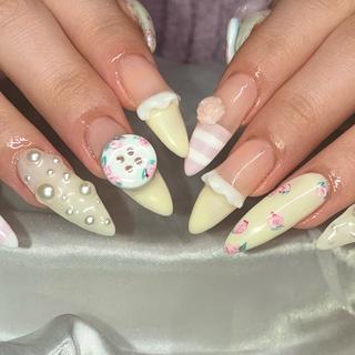 ネイル Nail ヌシん家 AKANEのネイルデザイン