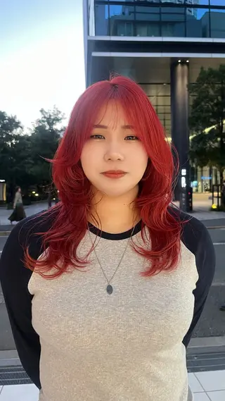セミロング カラー 柔らかい艶暖色 レイヤー🫧姫汝のヘアスタイル