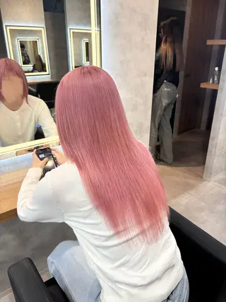 ロング カラー パーマ ヘアアレンジ 透明感ブリーチカラー 🌈TOMOHIROのヘアスタイル