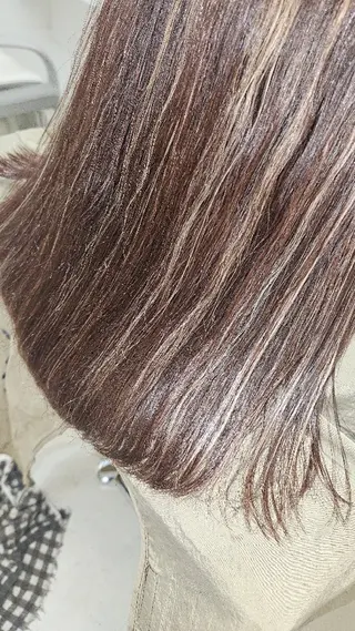 セミロング 林慶吾/ショート /ダメージレスカラーのヘアスタイル