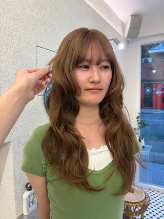 ロング まろやかベージュ🤎 艶カラー🔔リンのヘアスタイル