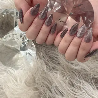 ネイル lavia🖤 ayumiのネイルデザイン