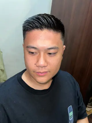 ショート 吉田 一希のヘアスタイル