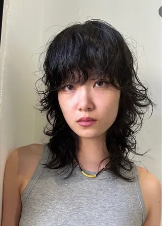 ミディアム パーマ 釜口 愛理のヘアスタイル