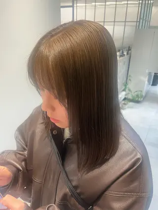 カラー 透明感\モテカラー 🏹͙💫YUUのヘアスタイル