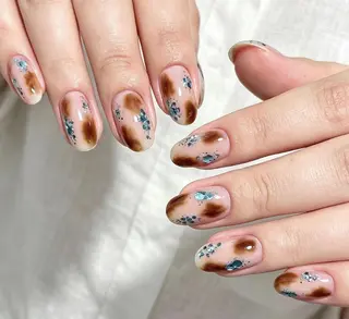 ネイル Pure&Rich Nailのネイルデザイン