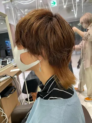 メンズ 渡部凌我 小顔ウルフ ハイトーンカラーのヘアスタイル