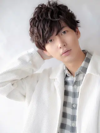 メンズ Soleria 田中慎一のヘアスタイル