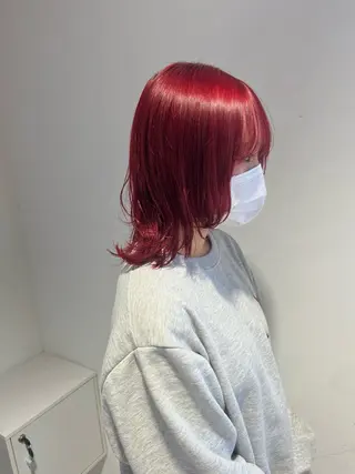 ミディアム 小谷野 真優のヘアスタイル