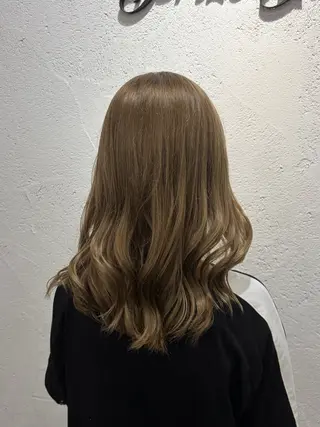 ロング カラー 韓国レイヤー🦋 ブリーチtomokoのヘアスタイル