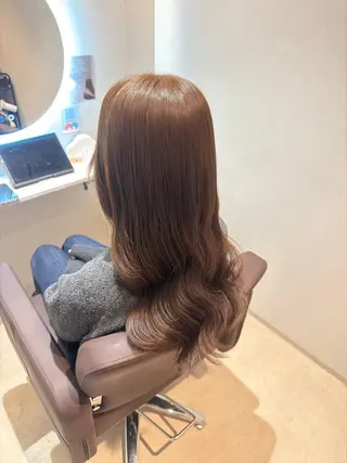 ロング カラー 髪質改善カラー ベージュ🤎YUMEのヘアスタイル